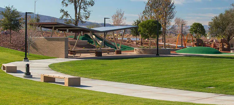 Cadence, Henderson houses