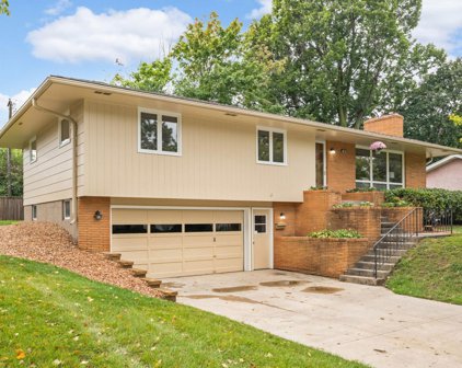 3212 Wendhurst Avenue, Saint Anthony
