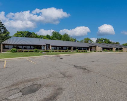 4205 Lancaster Lane N, Plymouth
