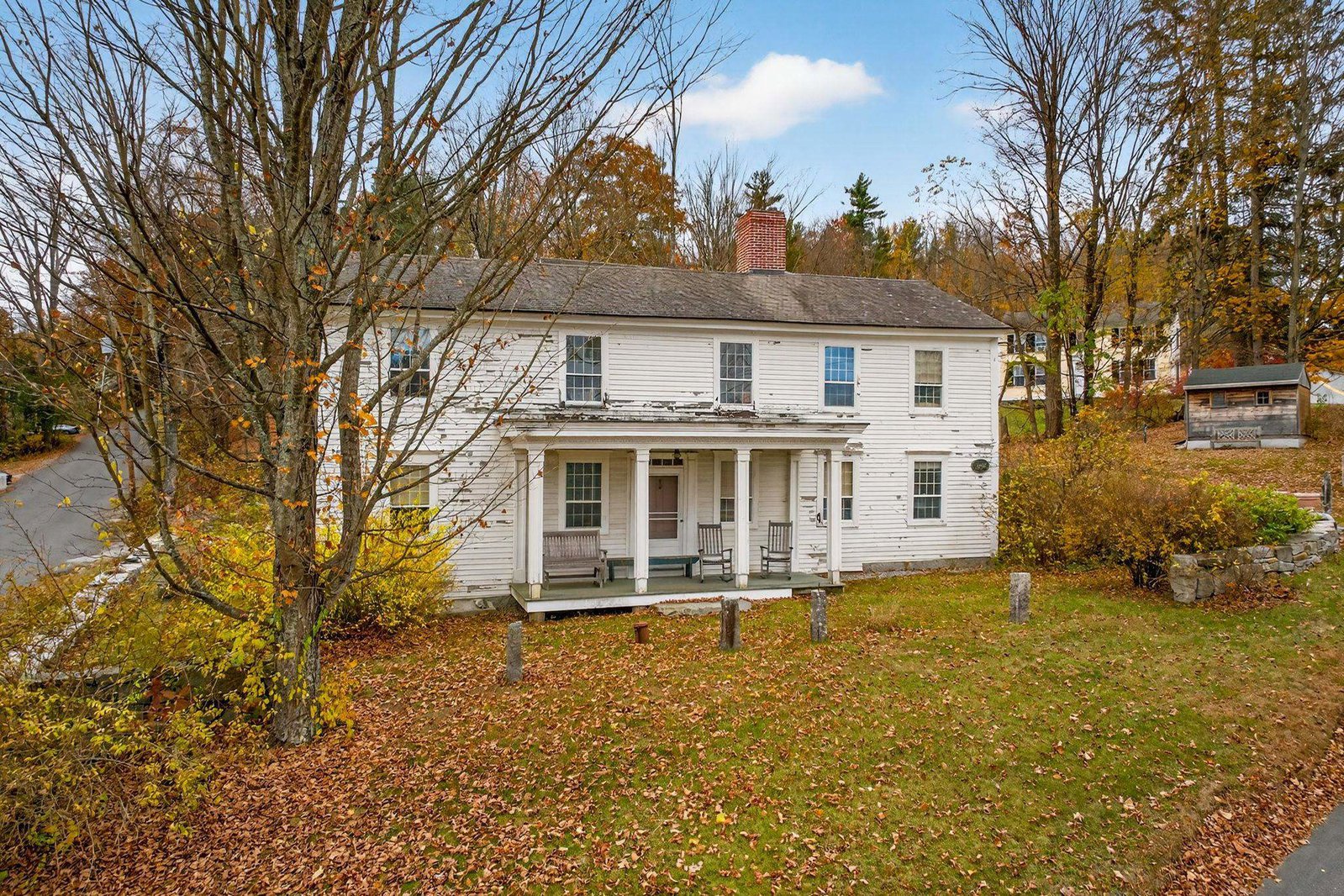 1 Cemetery Rd, New Boston, 03070