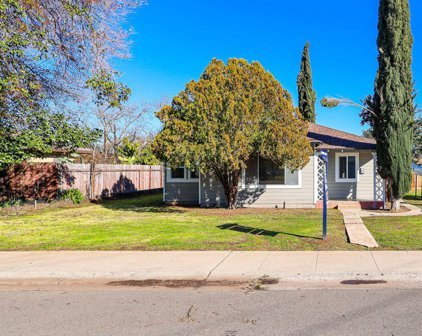 229 Oak Avenue, Galt