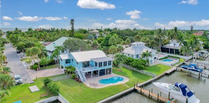 205 Bayview  Avenue, Fort Myers Beach