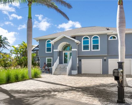 17910 Palm Circle, Fort Myers Beach