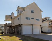 925 Tiki Drive, Tiki Island image