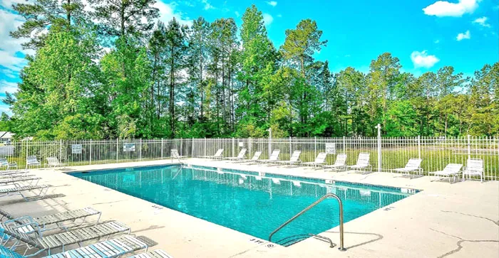 Island Green Pool