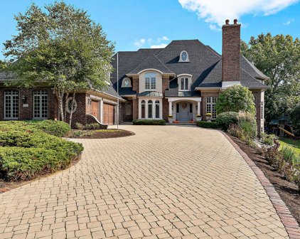 9 Longwood Drive, Burr Ridge
