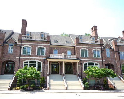 8 N Smith Street, Palatine