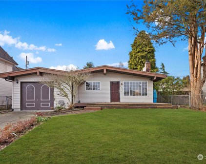 2324 Oakes Avenue, Everett