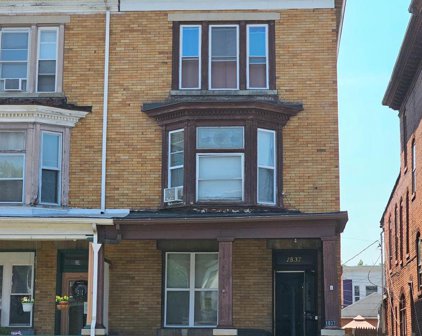 1837 Market St, Harrisburg