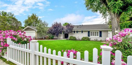 13801 Hewes Avenue, North Tustin