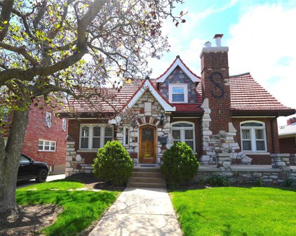 7048 Clayton  Road, Richmond Heights