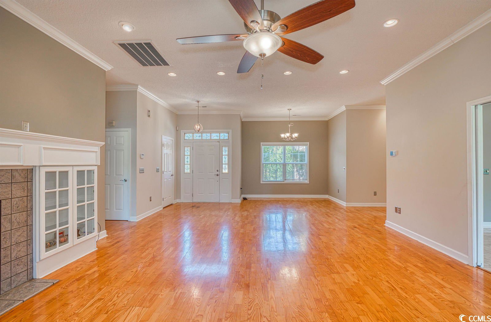 MLS 2316007 Charter Club Estates Colonial Charters 261 Shellbank Dr