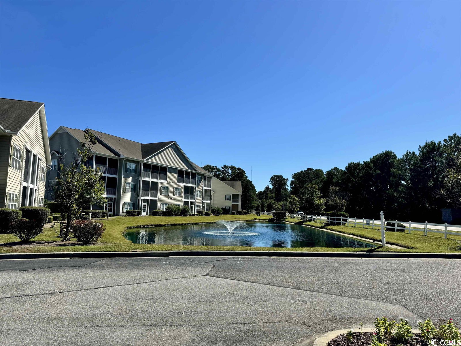 MLS 2320623 Marcliffe at Blackmoor 5840 Longwood Dr. Unit 201