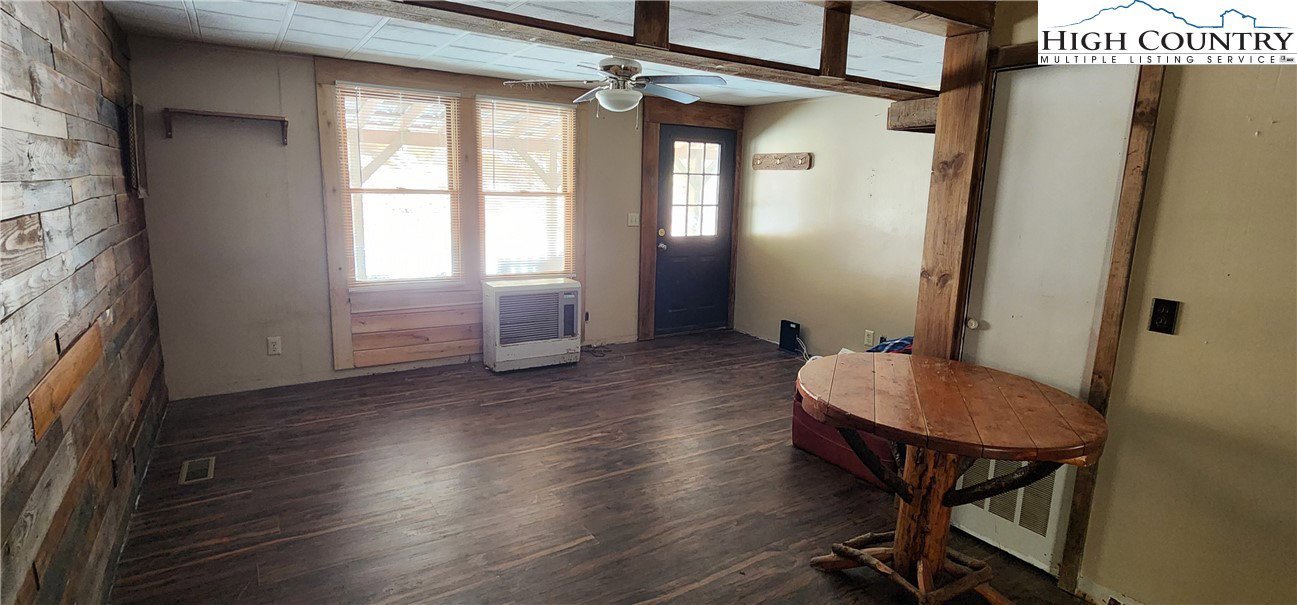 3395 Howards Creek Road, Boone, 28607