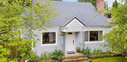 7121 Rainier Drive, Everett