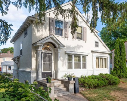 400 Mount Curve Boulevard, Saint Paul