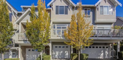 23120 SE Black Nugget Road Unit #J-5, Issaquah
