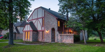 673 Ravensworth Drive, Conroe