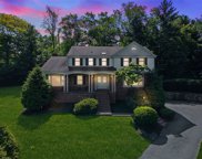 1308 Woodlawn Ct, Upper St. Clair image