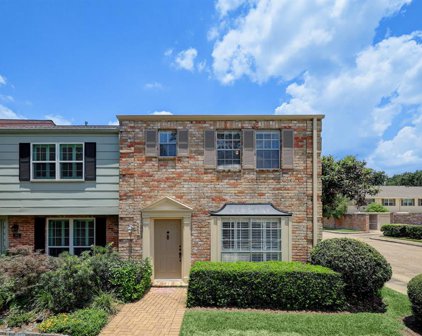 5863 Valley Forge Drive Unit 113, Houston