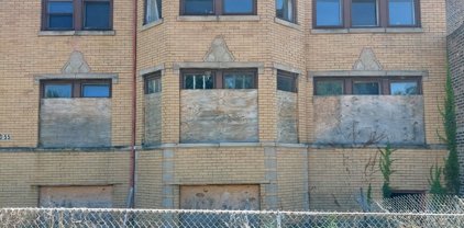 953 W 68Th Street, Chicago