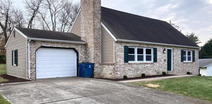 1005 Sheffield Ave, Mechanicsburg