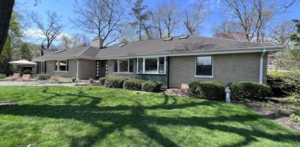 588 Ellyn Avenue, Glen Ellyn