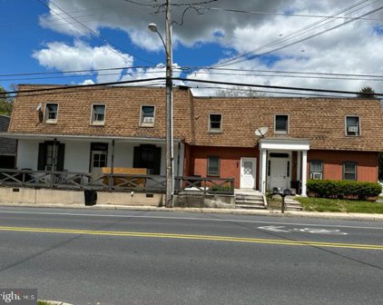 2933 Horseshoe Pike, Palmyra