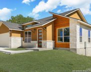 132 Moses Hughes, Blanco image