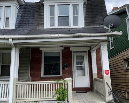 1727 Herr St, Harrisburg
