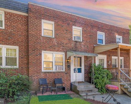 2431 Derry St, Harrisburg