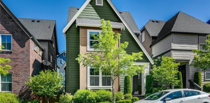 372 NE Denny Way, Issaquah