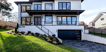 3308 N George Mason Dr, Arlington