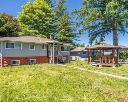4970 Willingdon Avenue, Burnaby