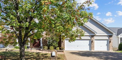 82 N Hillview  Drive, St Peters