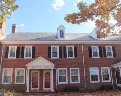 3323 S Stafford St, Arlington