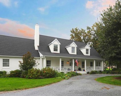 2803 Cox Neck   Road, Chester