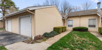 12743 W 108th Place, Overland Park