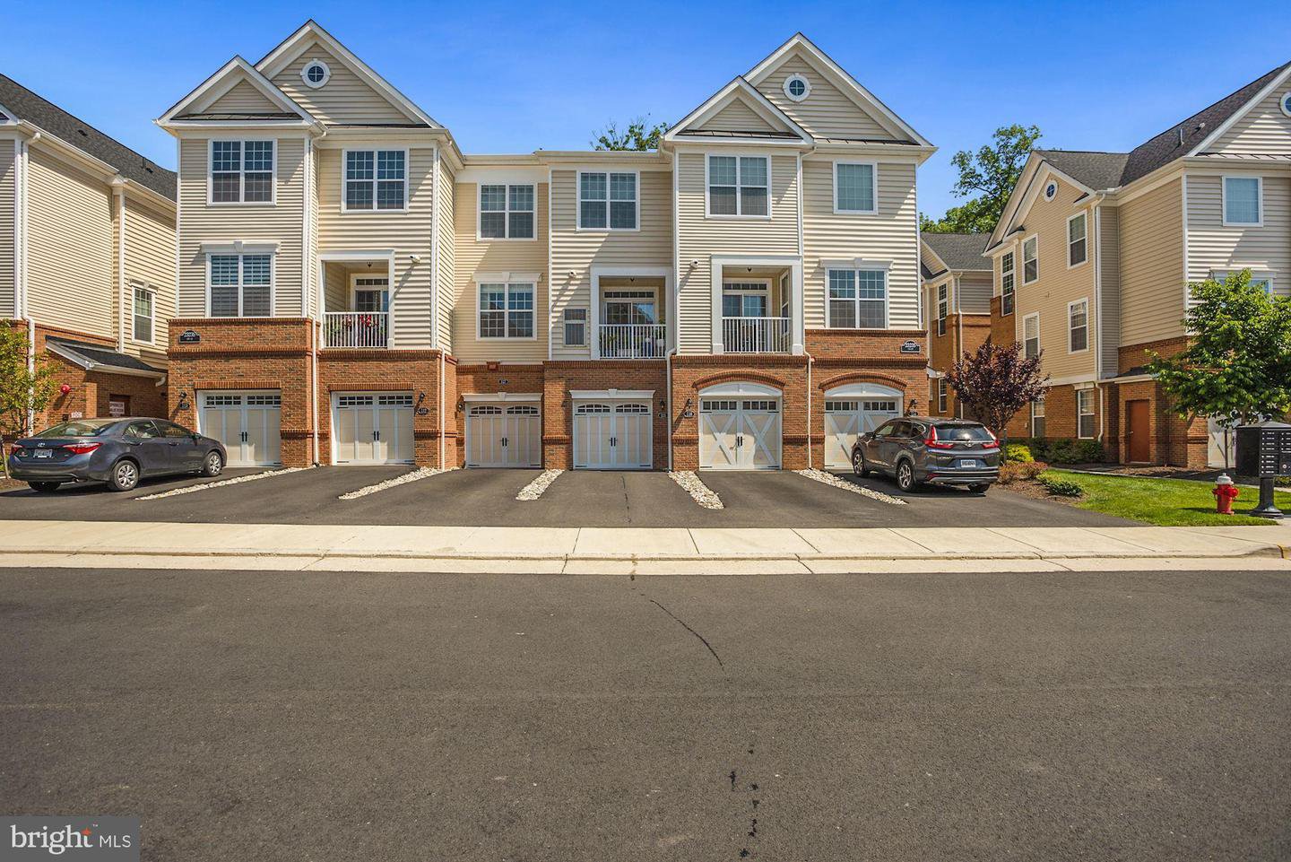 23235 Milltown Knoll Square Unit 115, Ashburn, 20148