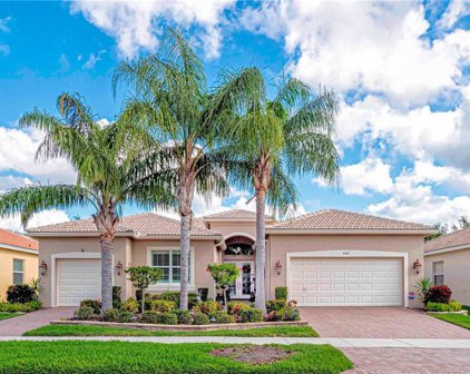 4947 Sapphire Sound Drive, Wimauma