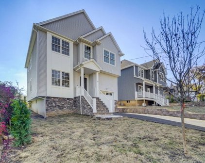 25 Iroquois Ave, Parsippany-Troy Hills Twp.