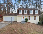 520 Sailwind Drive, Roswell image