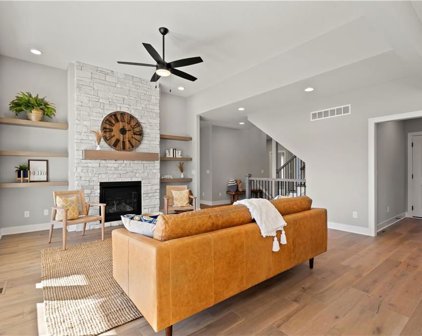1713 SW 26th Terrace, Lee's Summit