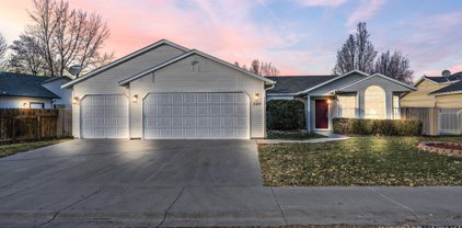 340 E Scops Owl Dr., Kuna