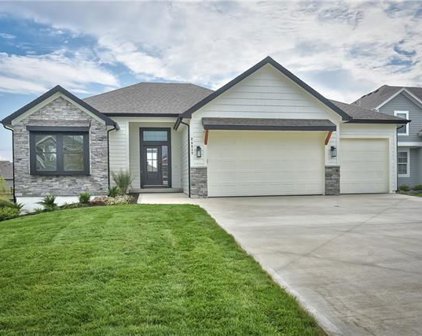 17205 W 197th Street, Spring Hill