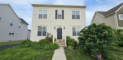10437 Goldenrod Dr, Bristow