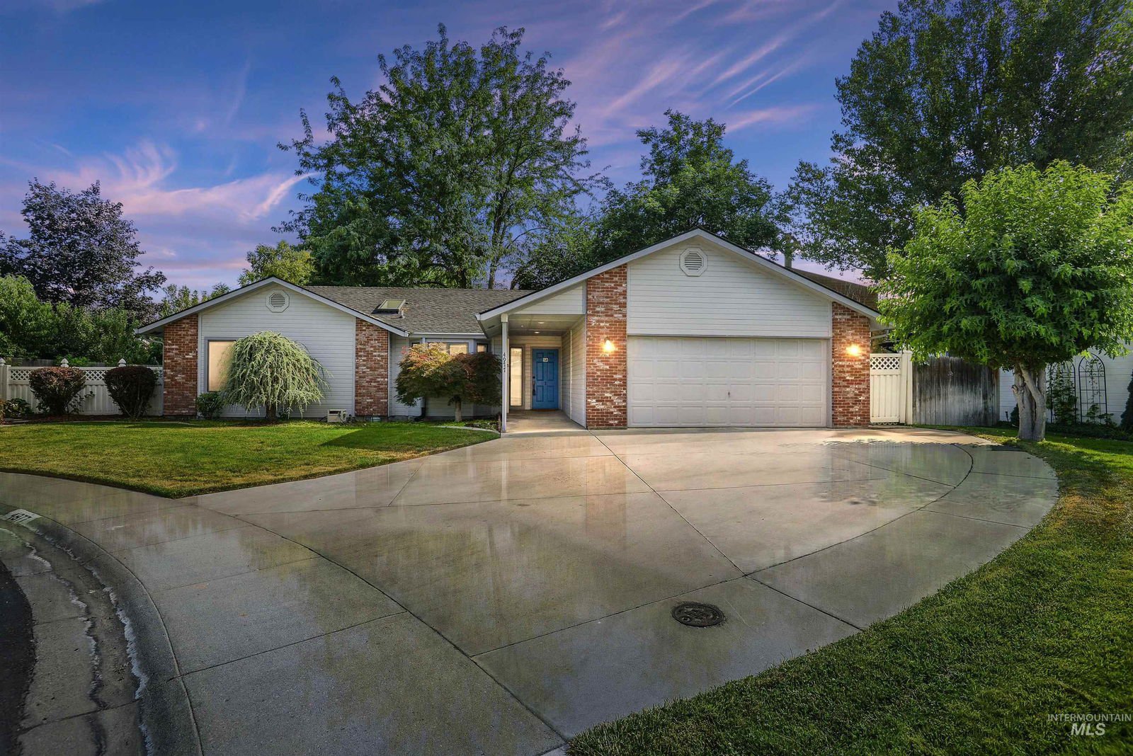 4977 N Fieldcrest Place, Boise, Idaho 83704 MLS98887435 Residential