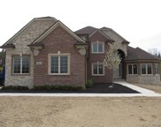 00 Fieldcrest, Rochester Hills image