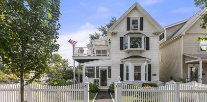 41 Teel St, Arlington