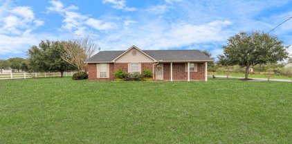 932 Peschel Lane, Sealy